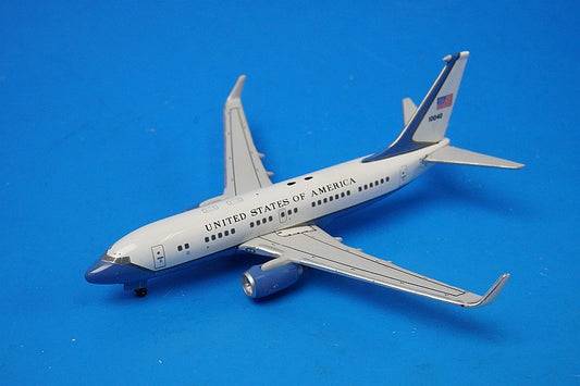 1:400 C-40B (B737-700) UASF Government Aircraft #10040 GJAFO525 Gemini