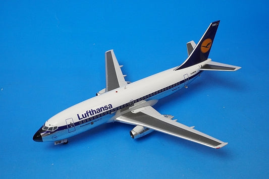 1:200 B737-200 Lufthansa Baden D-ABHW IF732001 INFLIGHT airplane model