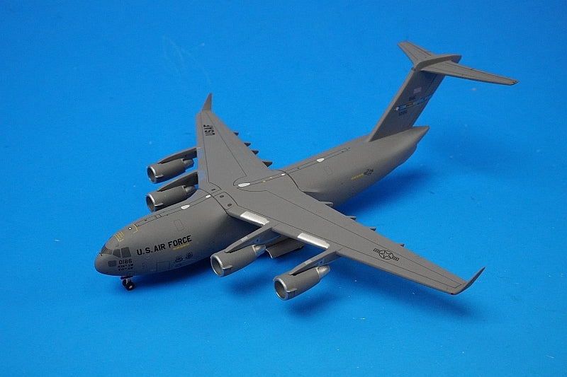 1:400 C-17A Globemaster III USAF Dover Air Force Base #01-0186 GMUSA113 Gemini