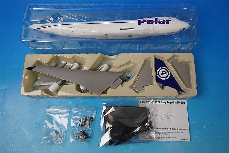 1:200 B747-400F Polar Air Cargo N450PA Hogan airplane model