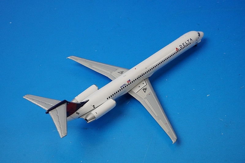 1:400 MD-88 Delta N947DL GJDAL344 Gemini airplane model