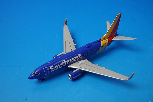 1:400 B737-700 Southwest New Paint N708SW GJSWA1461 Gemini airplane model