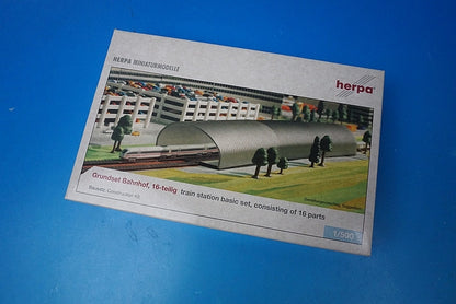 1:500 Airport Diorama Accessory Station Basic Set 520201 Herpa airplane model