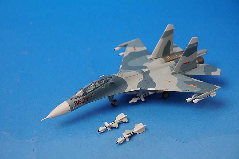 1:200 Sukhoi Su-27UB Vietnam Air Force #8521 6023 Hogan airplane model