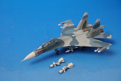 1:200 Sukhoi Su-27UB Vietnam Air Force #8521 6023 Hogan airplane model