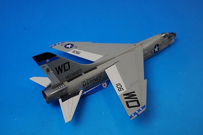 1:72 F-8E Crusader U.S. Marine Corps 212th Marine Fighter Squadron Lancers WD106 1965 001624 CENTURY WINGS