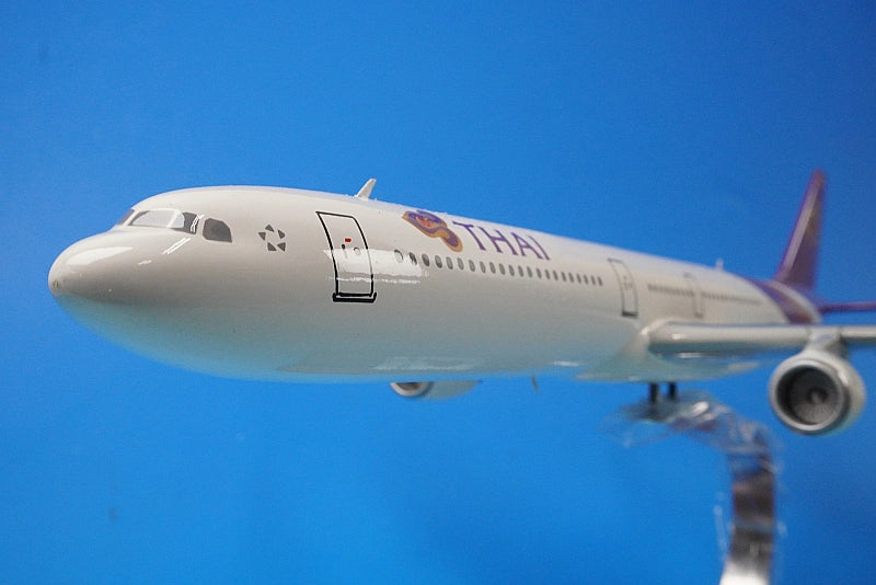 1:185 A340-600 Thailand No registration number Solid model Manufacturer unknown airplane model