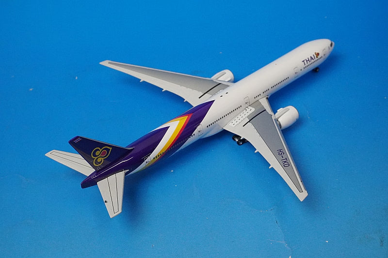 1:400 B777-300, Thailand, HS-TKD 10331 Phoenix airplane model