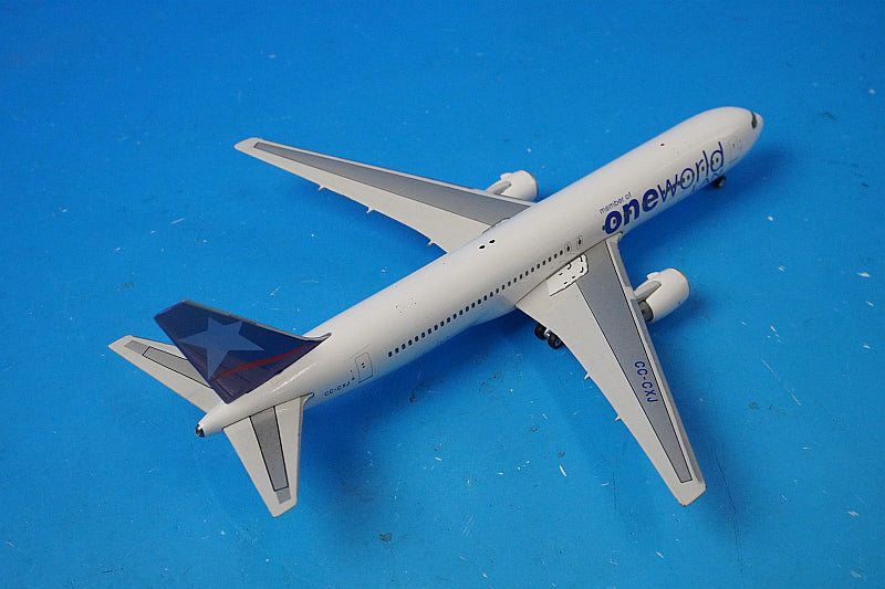 1:400 B767-300 LAN Chile Oneworld CC-CXJ 10399 Phoenix