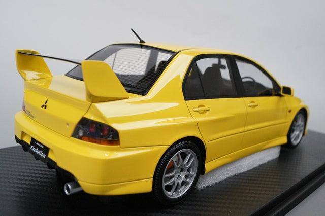 19A04-08 onemodel 1:18 Mitsubishi EVO IX Wasp Yellow with clear cover