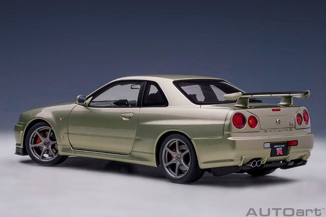 77404 AUTOart 1:18 Nissan Skyline GT-R R34 V Spec II Nur Millennium Jade model car