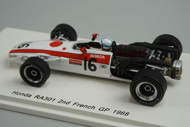 1:43 Spark ROMU029 Honda RA301 French GP 2nd 1968 #16 J. Surtees model car