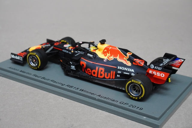 1:43 SPARK S6088 Aston Martin Red Bull Racing RB15 Austrian M.Verstappen 2019 #33