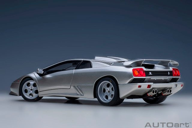 79143 AUTOart 1:18 Lamborghini Diablo SE30 Jota TITANIO/Metallic Silver