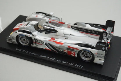 1:43 SPARK 43LM13 Audi R18 e-tron quattro Le Mans Winner 2013 #2 model car