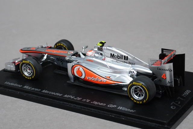 1:43 SPARK SJ007 Vodafone McLaren Mercedes MP4-26 Japan GP Winner J.Button #4