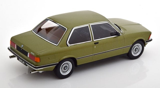 KKDC180654 KK scale 1:18 BMW 323i E21 1978 Green Metallic model car