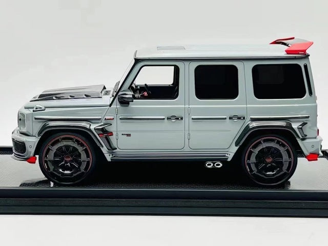 MOTORHELIX 1:18 Brabus G900 Grey