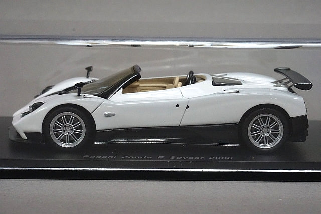 1:43 SPARK S0699 Pagani Zonda F Spider 2006 model car