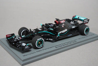 1:43 SPARK S6477 Mercedes AMG F1 W11 EQ Performance #44 Petronas F1 Team Winner Silverstone GP 2020 L.Hamilton