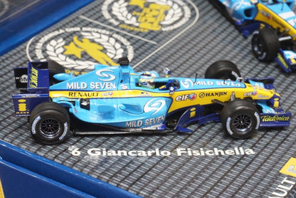 1:43 MINICHAMPS Renault R25 2005 F1 World Champion Team Set Tobacco Spec.