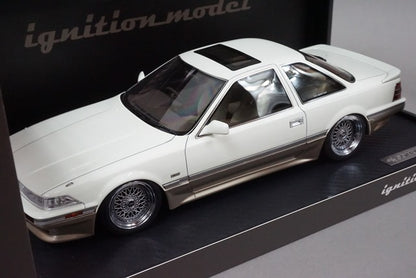 1:18 ignition model IG1323 Toyota Soarer Z20 3.0GT-LIMITED White / Silver