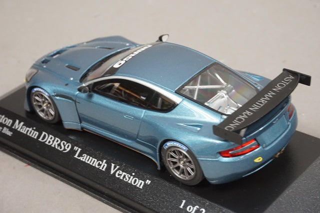 1:43 MINICHAMPS 400061300 Aston Martin DBRS9 Launch Version 2006