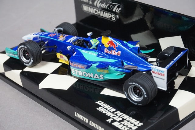 1:43 MINICHAMPS 400040082 Sauber PETRONAS Show Car 2004 F.Massa #12