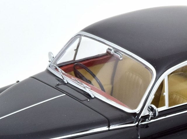 KKDC181032 KK scale 1:18 Mercedes-Benz Daimler 250 V8 1962 RHD Black model car