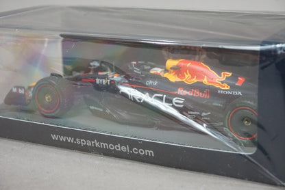 1:43 SPARK S8551 Oracle Red Bull Racing RB18 Japan GP Winner 2022 #1