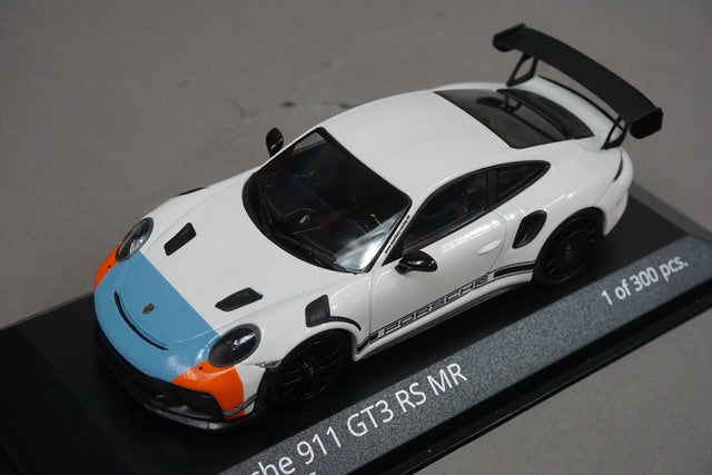 1:43 MINICHAMPS MR-911-GT3RS-4306 Porsche 911 GT3 RS MR