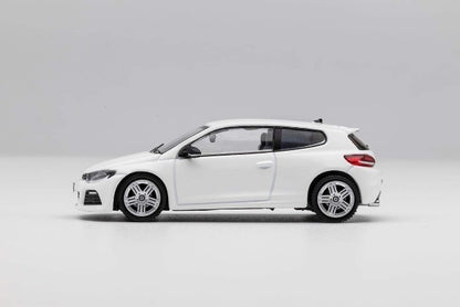 KS-037-266 GCD Gaincorp Products 1:64 VW Volks Wagen Scirocco R White