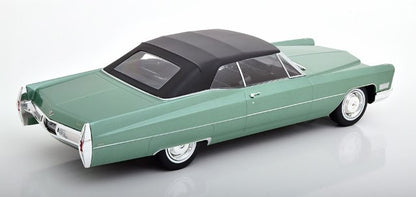 KKDC180315 KK Scale 1:18 Cadillac DeVille Convertible 1967 with Soft Top, Light Green Metallic/Black