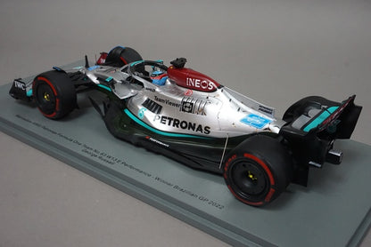 1:18 SPARK 18S777 Mercedes AMG Petronas F1 W13 E Performance Brazilian GP Winner 2022 #63