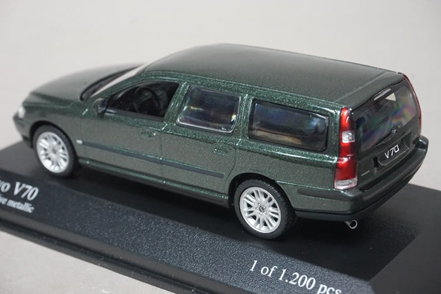 1:43 MINICHAMPS 430171212 VOLVO V70 2000 Olive Metallic