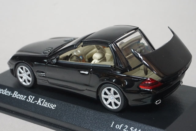 1:43 MINICHAMPS 400032032 Mercedes Benz SL Klasse 2001 Black