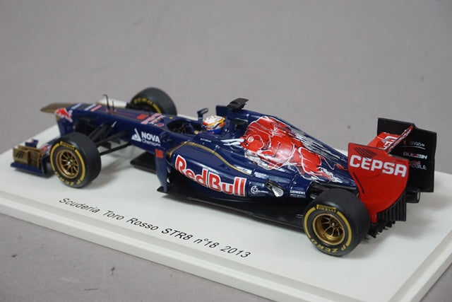 1:43 SPARK S3061 Scuderia Toro Rosso STR8 2013 #18 Jean-Eric Vergne