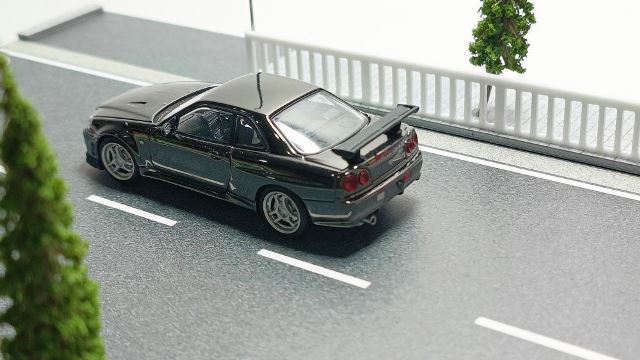 [ Pre-order ] Model Collect 1:64 Skyline R34 V-SPEC Chrome Gunmetal Gray