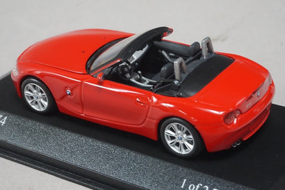 1:43 MINICHAMPS 400021030 BMW Z4 2002 Red