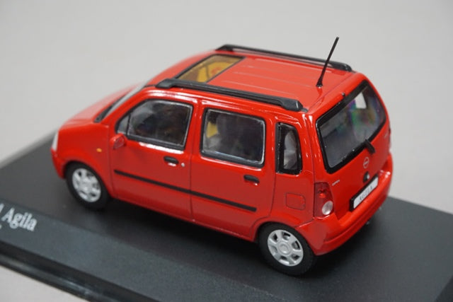 1:43 MINICHAMPS 430049001 Opel Agila Magma Red