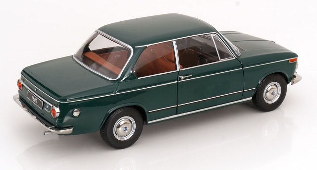 KKDC120083 KK scale 1:12 BMW 1802 1 Series 1967 Green