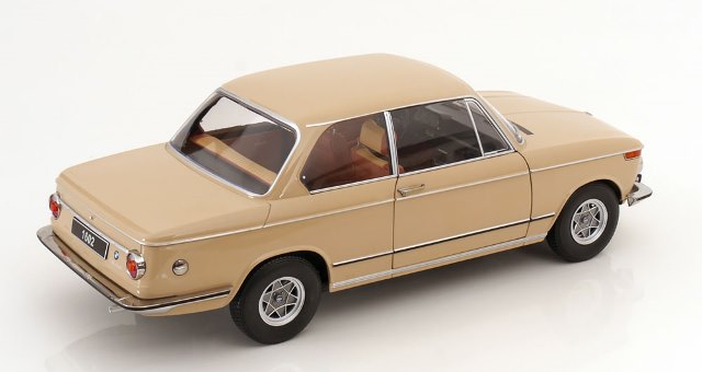 KKDC120085 KK scale 1:12 BMW 1602 1 Series 1971 Beige