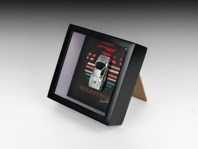 FY64053 Finclassically 1:64 Countach 25th Anniversary Silver Frame Type