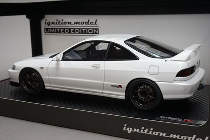 1:18 ignition model IG3055 Honda Integra (DC2) Type R Pearl White