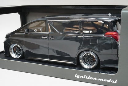 1:18 ignition model IG2432 Toyota Alphard (H30W) Executive Lounge S Black