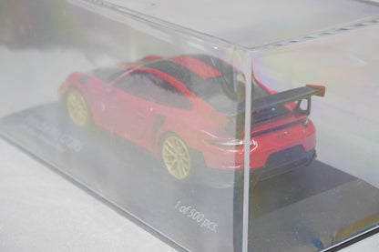 1:43 MINICHAMPS 410067221 Porsche 911 (991 II) GT2 RS 2018 Red