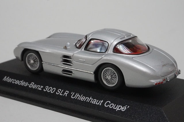 1:43 MINICHAMPS B66040254 Mercedes-Benz Custom 300 SLR UHLENHAUT COUPE Silver