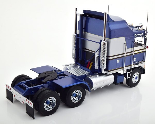 RK180144 ROAD KINGS 1:18 Kenworth K100 Aerodyne 1976 bluemetallic/silver