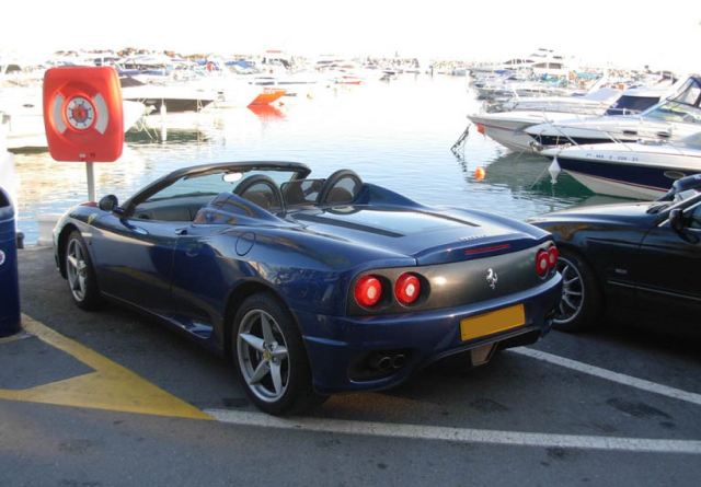 [ Pre-order ] P18233D BBR 1:18 Ferrari 360 Spider Griglia Challenge Blu Le Mans - Dark Grey interiors *Clear case included