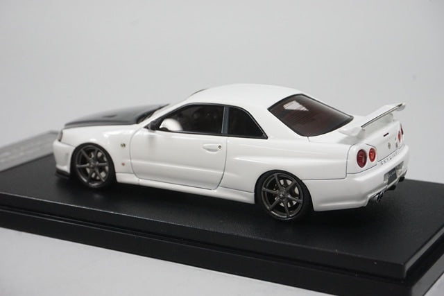 1:43 HPI 8358 Nissan Skyline GT-R V-spec II N1 (R34) White model car